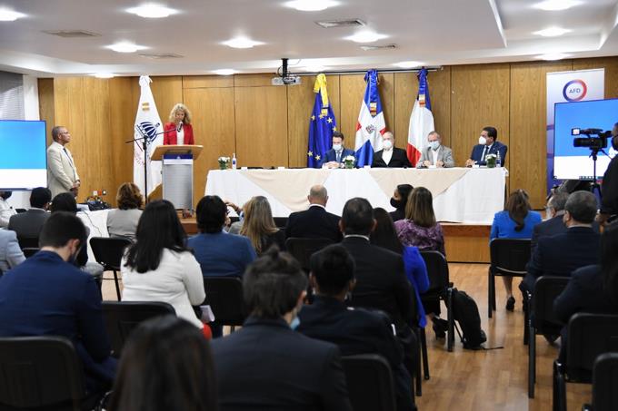 La UE y Agencia Francesa de Desarrollo donarán 8 millones de euros para áreas de salud en RD