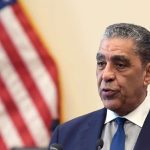 Adriano Espaillat enfrenta una de las contiendas más difíciles de su carrera política